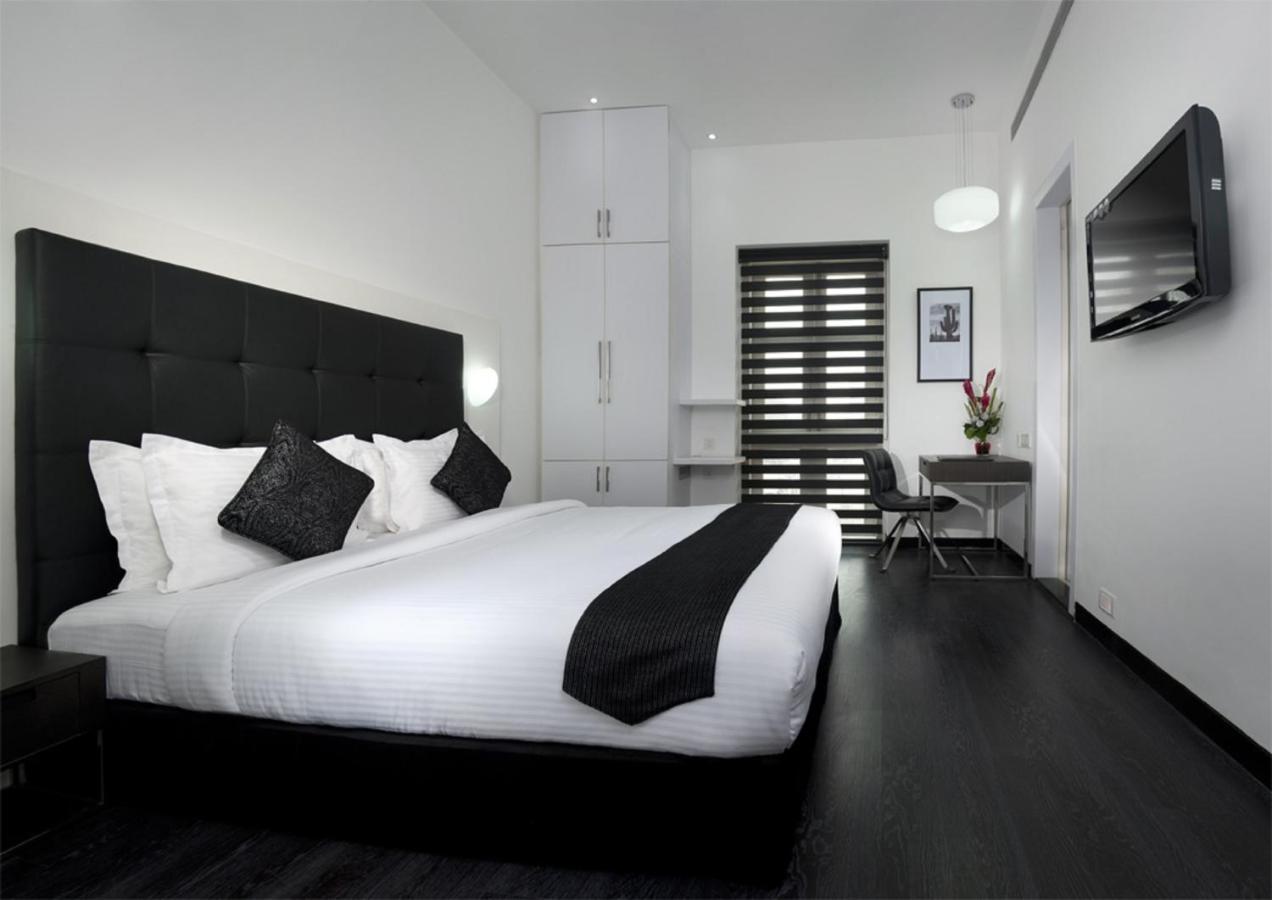 Sapphire Suite Καλκούτα Εξωτερικό φωτογραφία