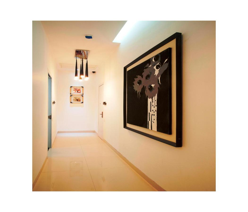 Sapphire Suite Καλκούτα Εξωτερικό φωτογραφία