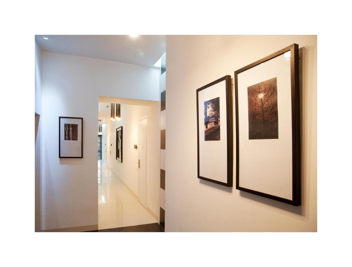 Sapphire Suite Καλκούτα Εξωτερικό φωτογραφία