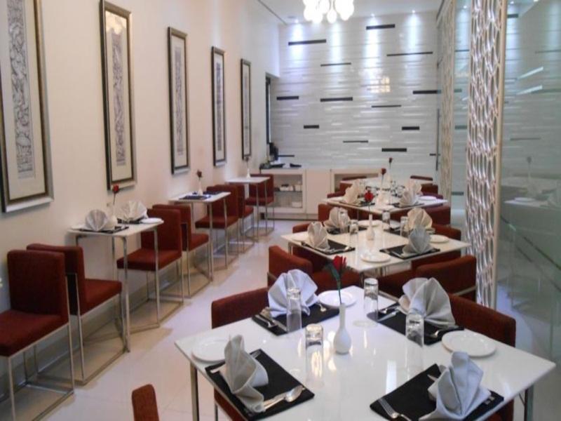 Sapphire Suite Καλκούτα Εξωτερικό φωτογραφία