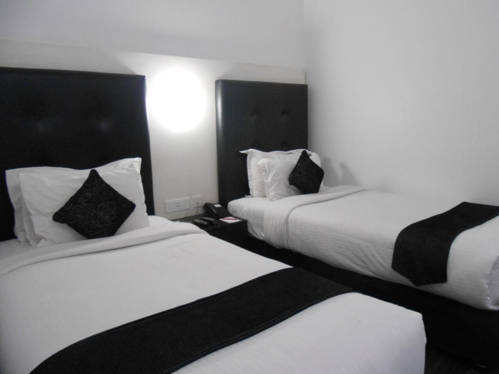 Sapphire Suite Καλκούτα Δωμάτιο φωτογραφία